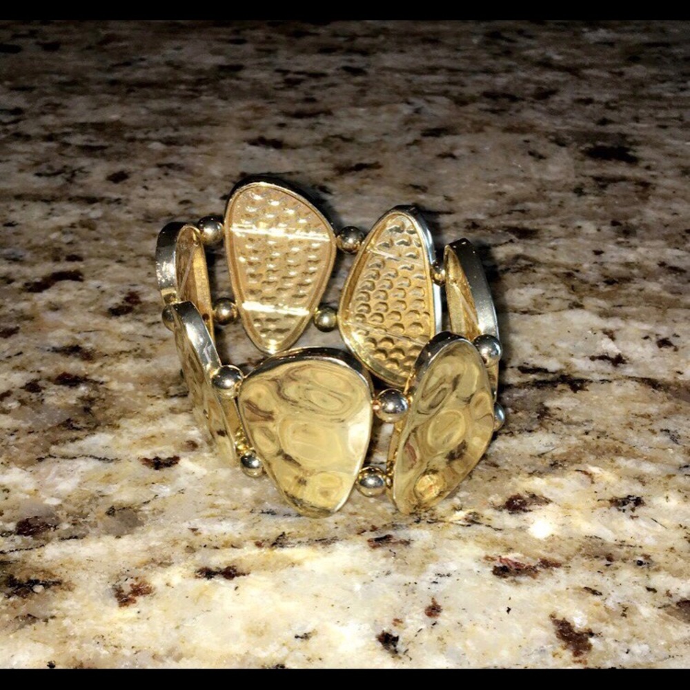 Gold bracelet